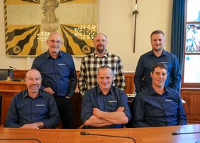 Fredy Furger mit den wiedergewählten Allmendaufsehern