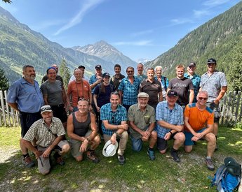 Zusammenkunft Oberallmeindkorporation Schwyz und Korporation Uri