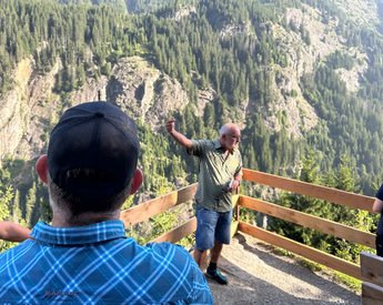 Zusammenkunft Oberallmeindkorporation Schwyz und Korporation Uri