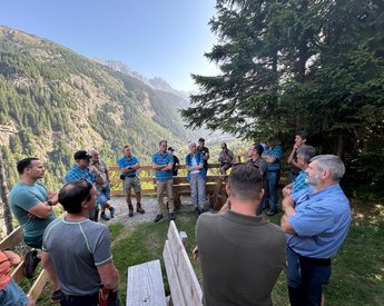 Zusammenkunft Oberallmeindkorporation Schwyz und Korporation Uri